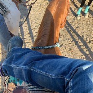 Meet your Posher, Dinelle